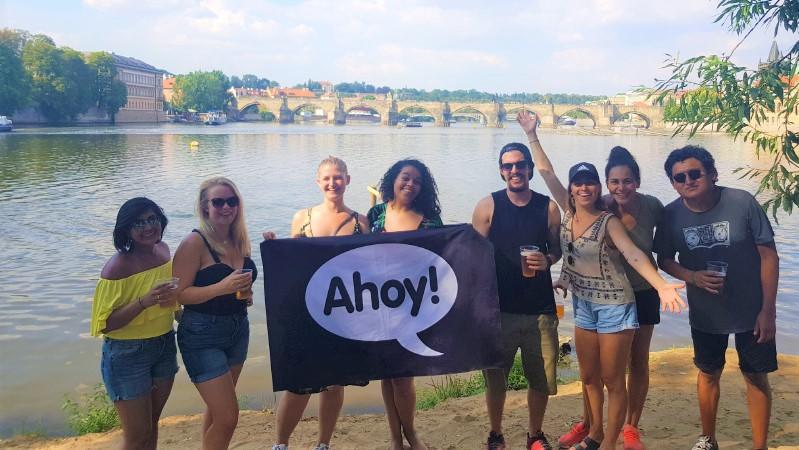 Ahoy! Hostel Прага Экстерьер фото